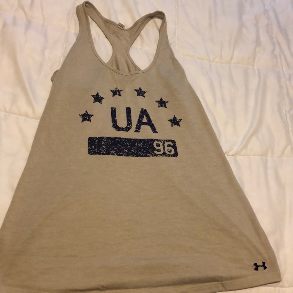 Tan under Armour tank